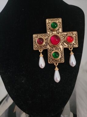 Gold Tone Cross Pendant Brooch with Red & Green Cabochons and Pearl Drops